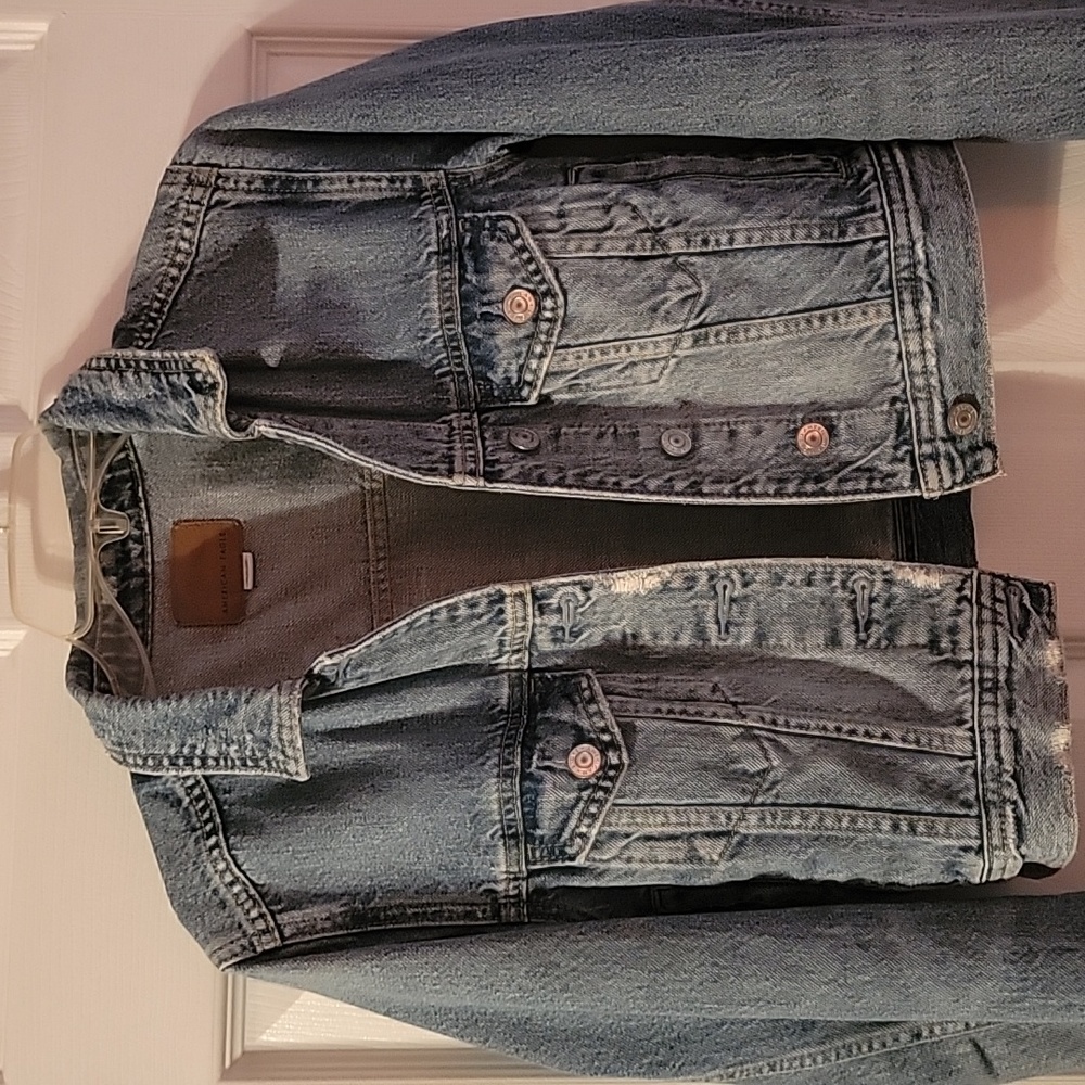 Jean jacket - Picture 2 of 4